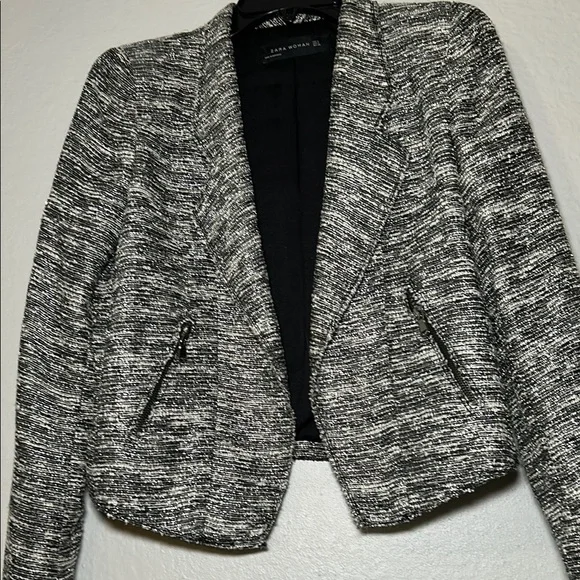 Zara Black and Gray Blazer with Textured Tweed Design - Picture 5 of 8